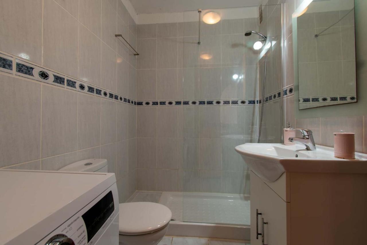 1 Bed Apartment Near The Pool Playa de las Americas  Exteriör bild